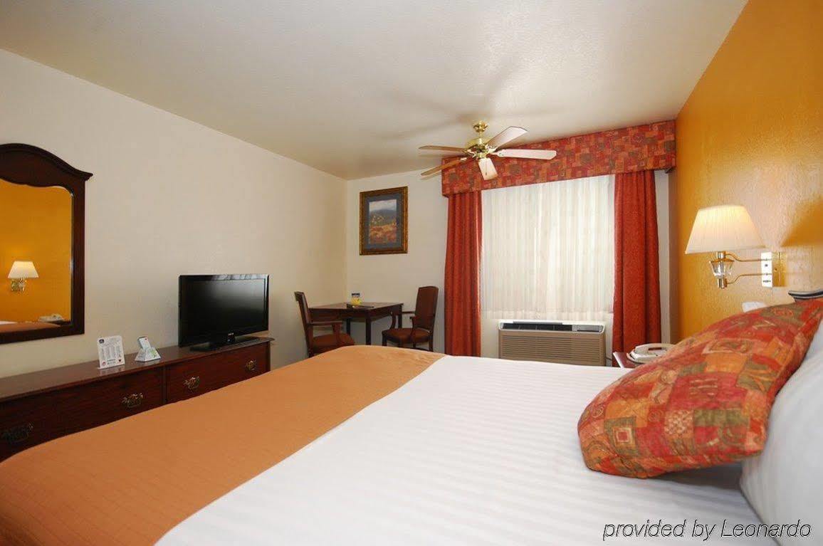 Best Western Santa Fe Амарилло Экстерьер фото